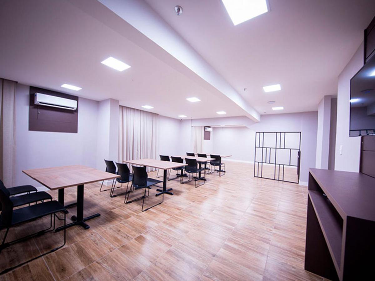 Vila Business Hotel Volta Redonda Exterior photo